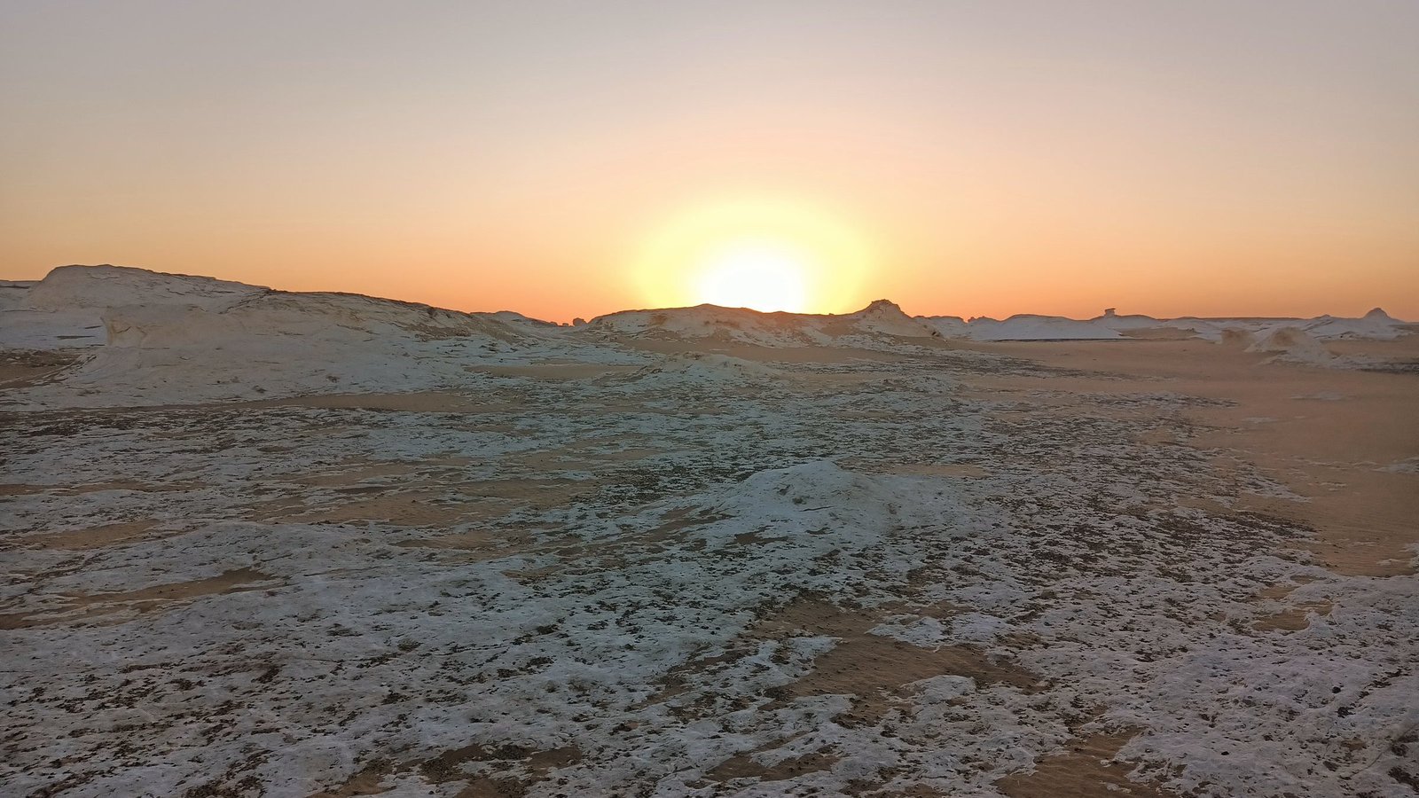 Chalk formations in the White Desert